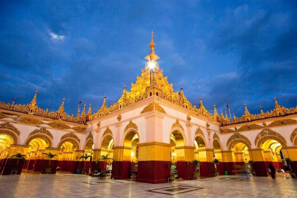 Great Wall Hotel Mandalay Exterior photo